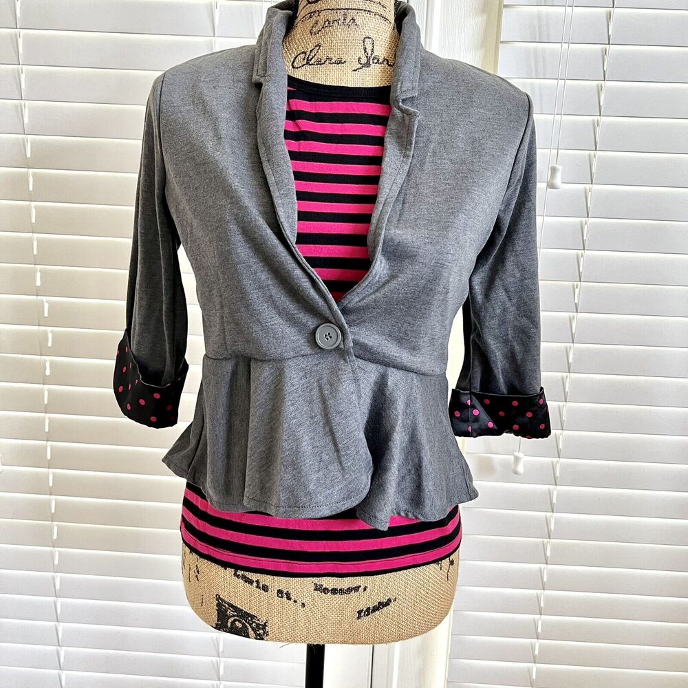 Paper tee Juniors X-Small Grey Pink Polka Dot Stripe Jacket Blouse Top Crew Neck